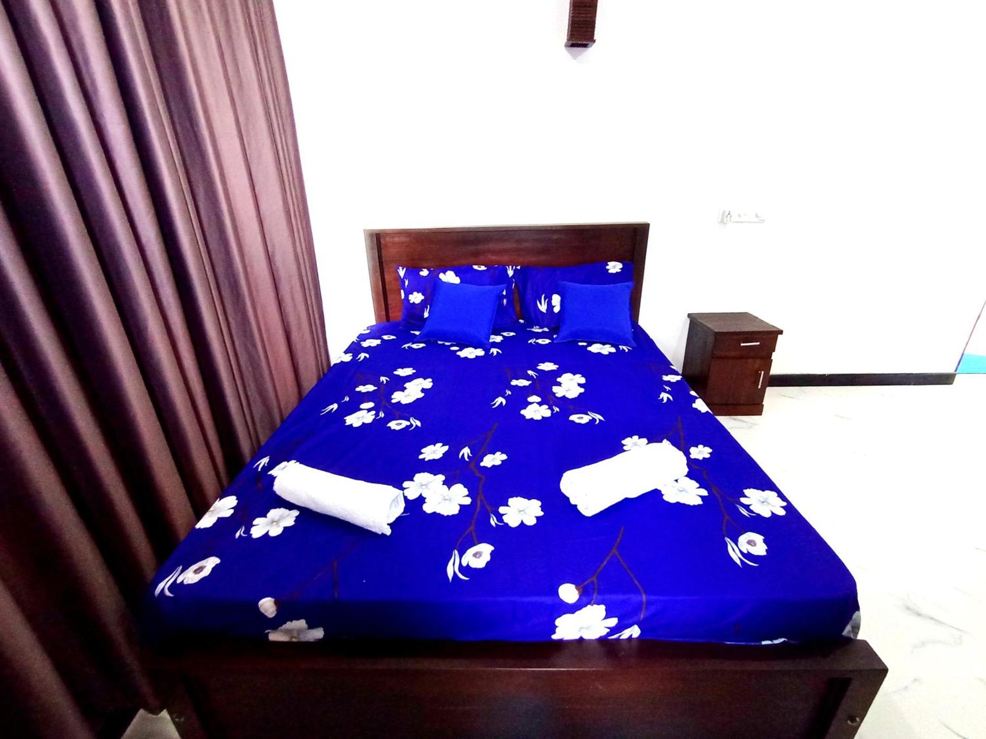 Blue Waves Ocean Mirissa Hotel Exterior foto